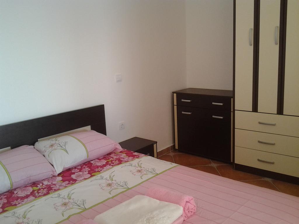 Apartment Oliva Улцинь Экстерьер фото